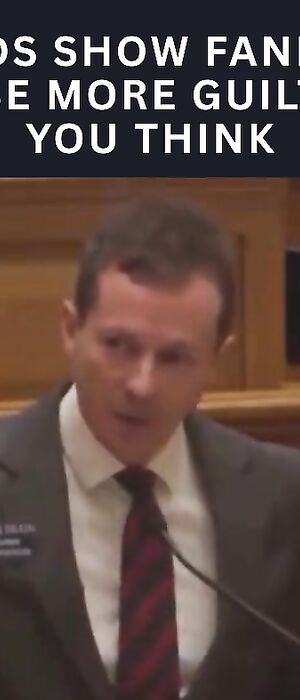 Protesters packing up after their shift. Doesn?t seem very organic, does it (1)